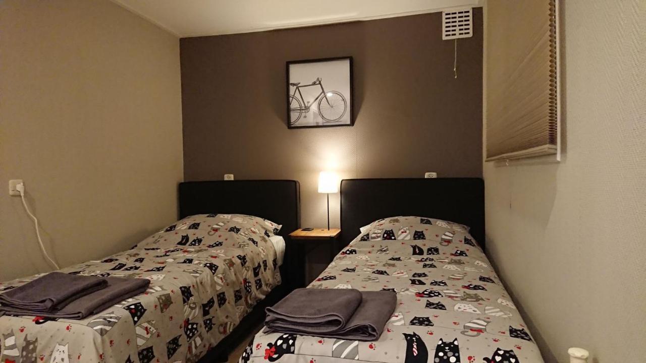 Chalet Op De Veluwe # Beuk Putten Eksteriør billede