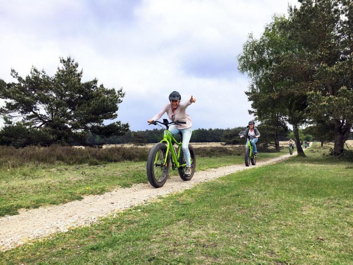 Chalet Op De Veluwe # Beuk Putten Eksteriør billede