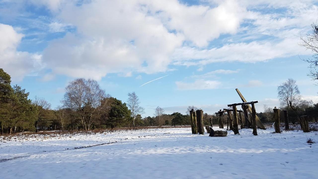 Chalet Op De Veluwe # Beuk Putten Eksteriør billede